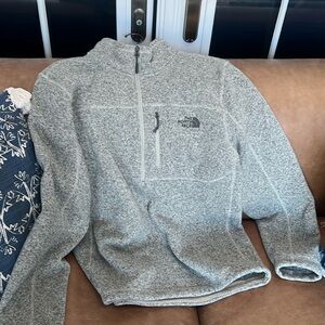 Grayish green half zip north face large